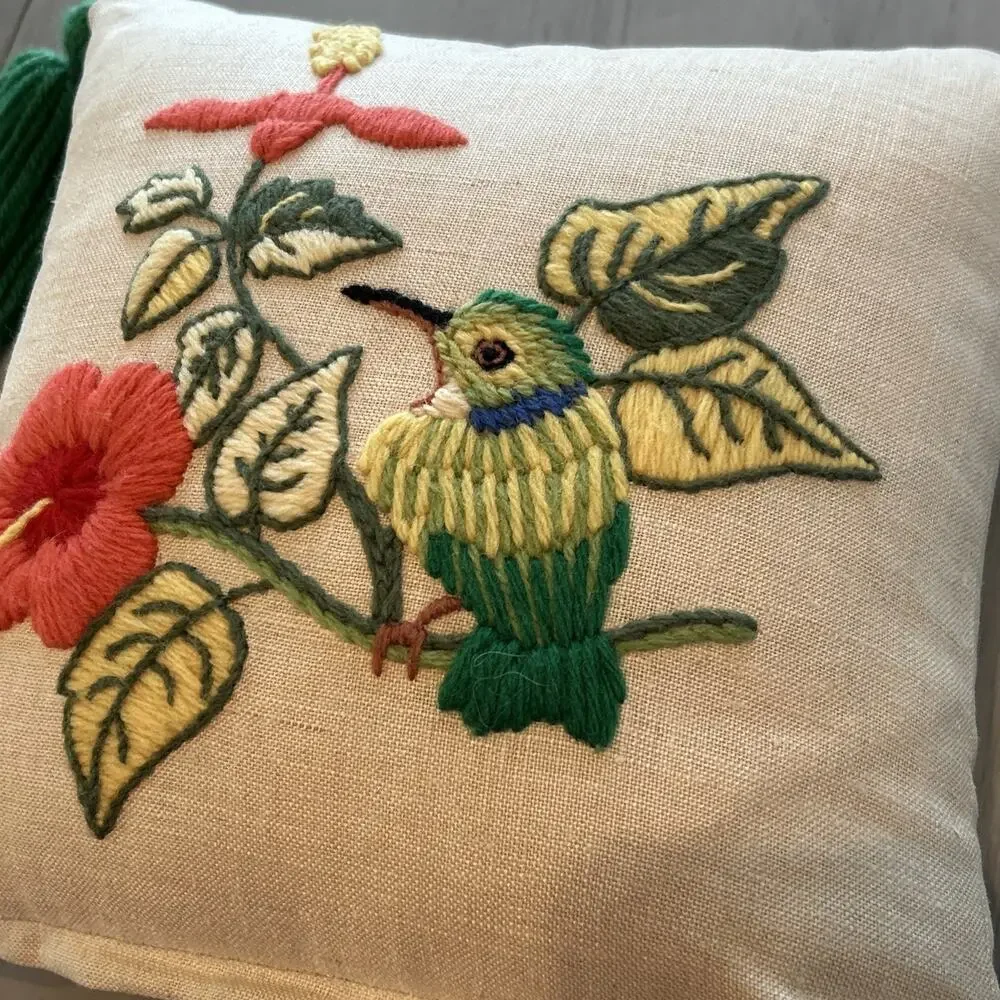 Vtg Hummingbird Floral Crewel 11”x11” Decorative Pillow Tassels Cottage Country